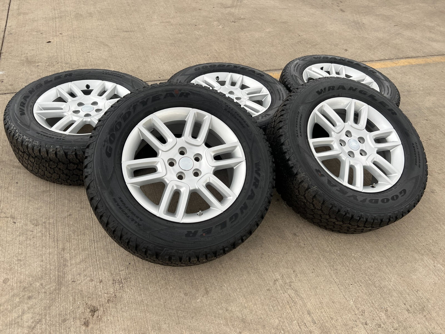 19" Land Rover DEFENDER Range Rover OEM wheels rims 72350 A/T 2023 2024 2025 NEW