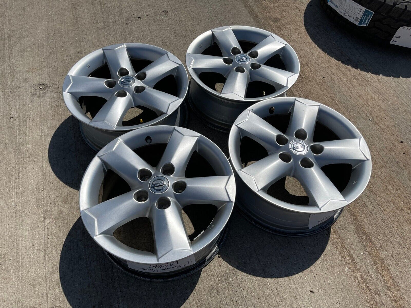 16" Nissan Rogue Murano Pathfinder Maxima 62538 OEM wheels rims