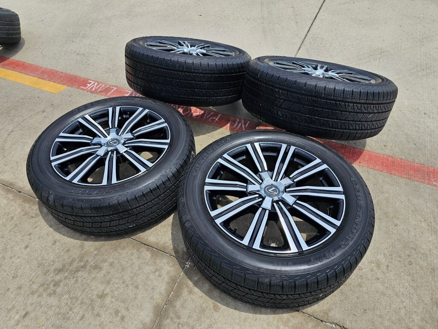 21" Lexus LX570 Toyota Land Cruiser OEM 74341 wheels rims tires 5x150