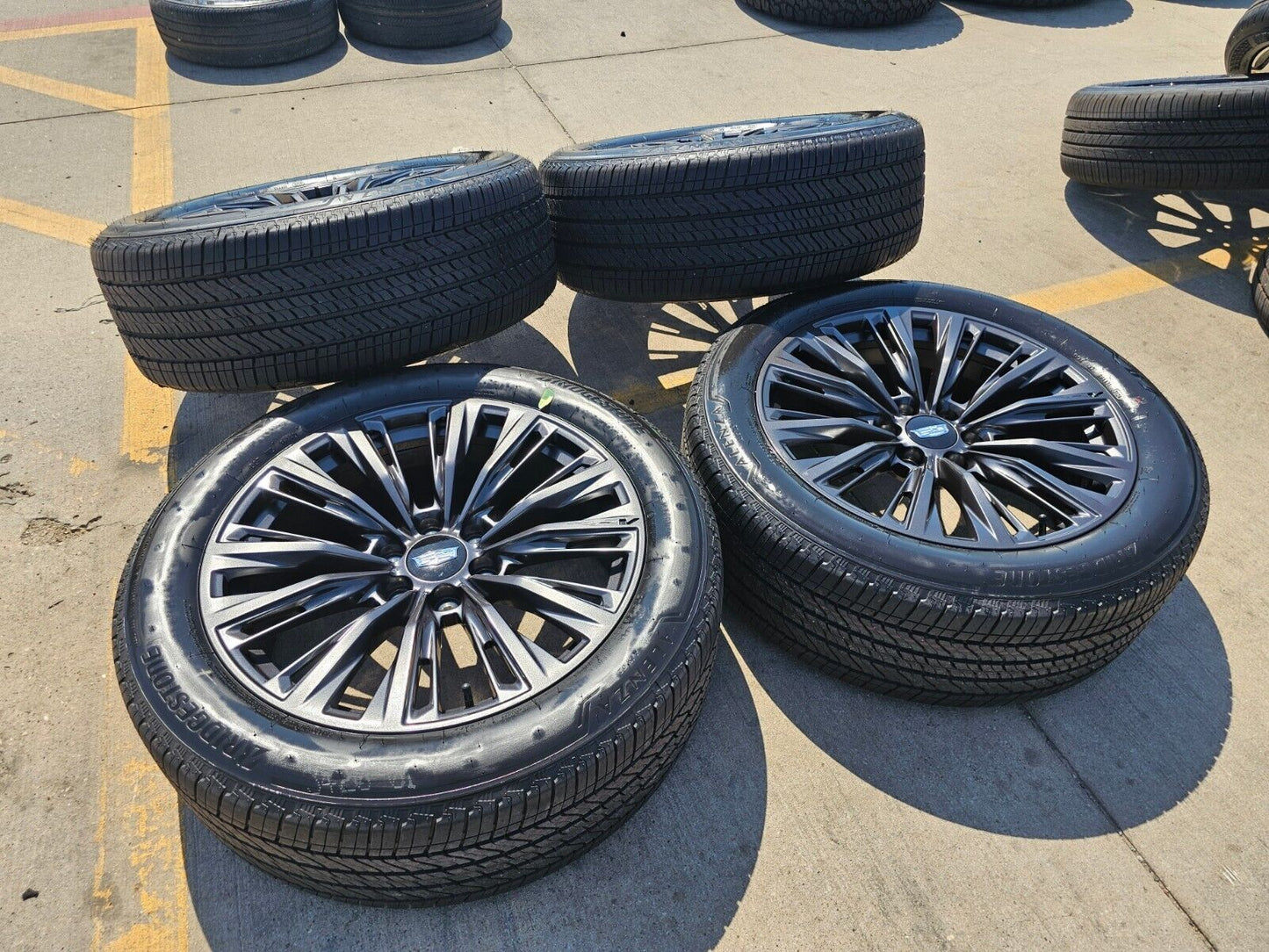 22" Cadillac Escalade V V600 Platinum OEM ORIGINAL wheels rims 2024 2025 NEW