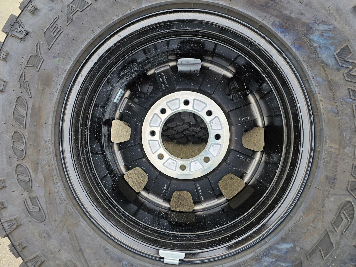 18" Ford F-250 F-350 OEM TREMOR 10482 black rims wheels 2023 2024 2025 NEW