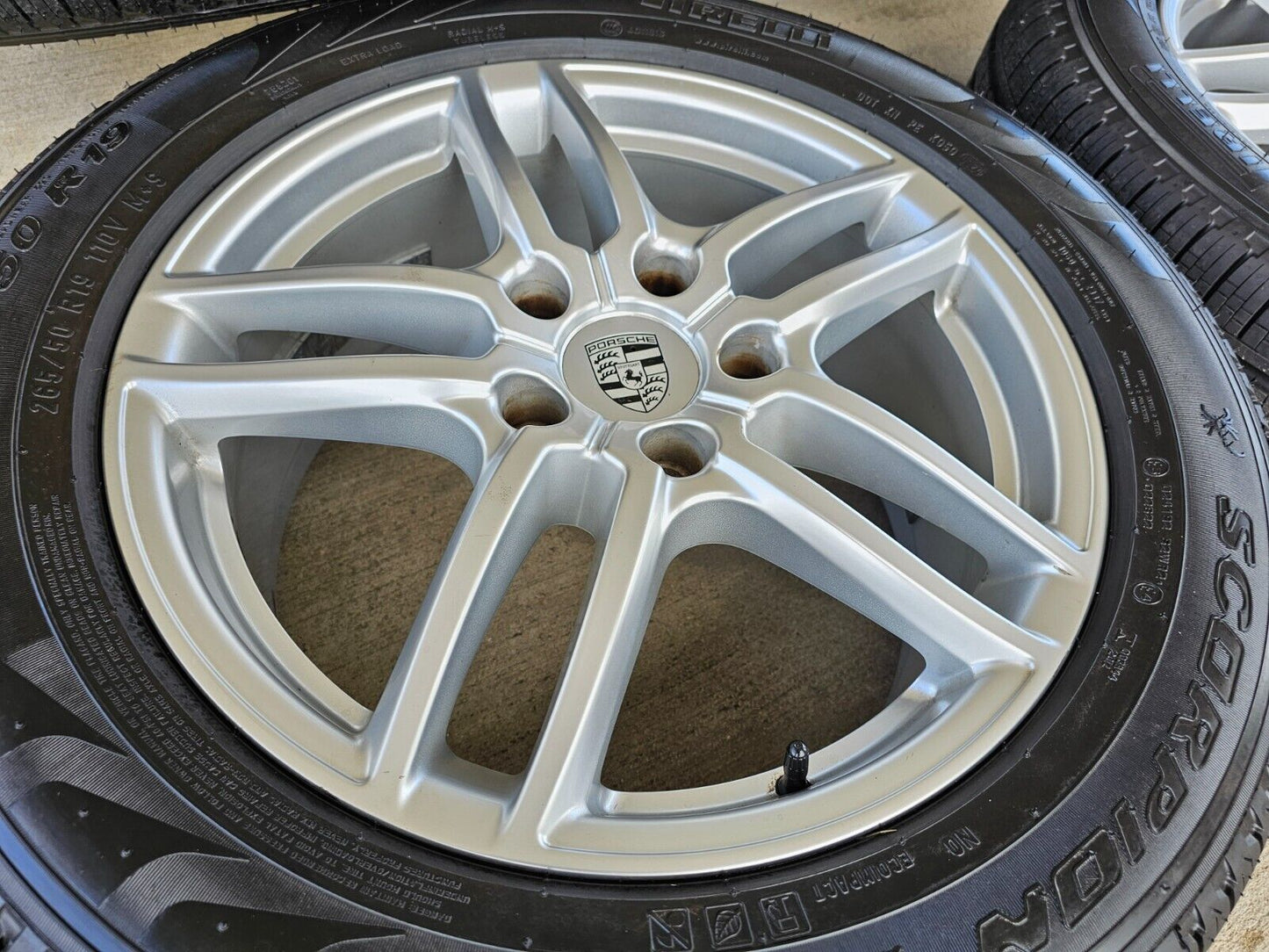 19" Porsche Cayenne OEM 67404 wheels rims tires PIRELLI
