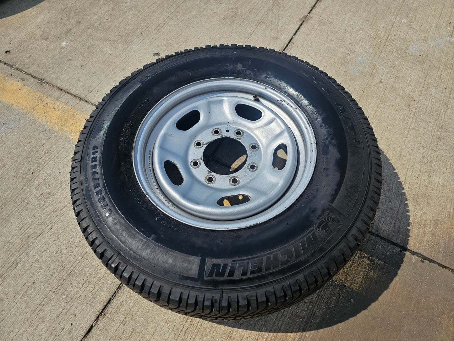 17" Ford F-250 F-350 OEM 3828 wheel rim tire 2021 2022 2023 2024 2025 MICHELIN