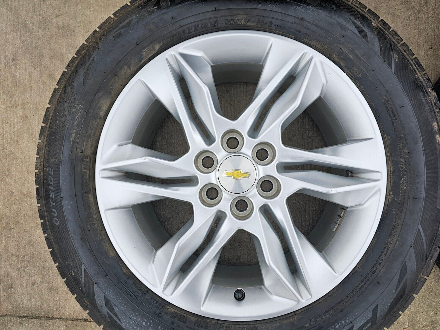 18" Chevy Blazer GMC Acadia Cadillac XT6 OEM 5934 wheels rims 2022 2023 2024