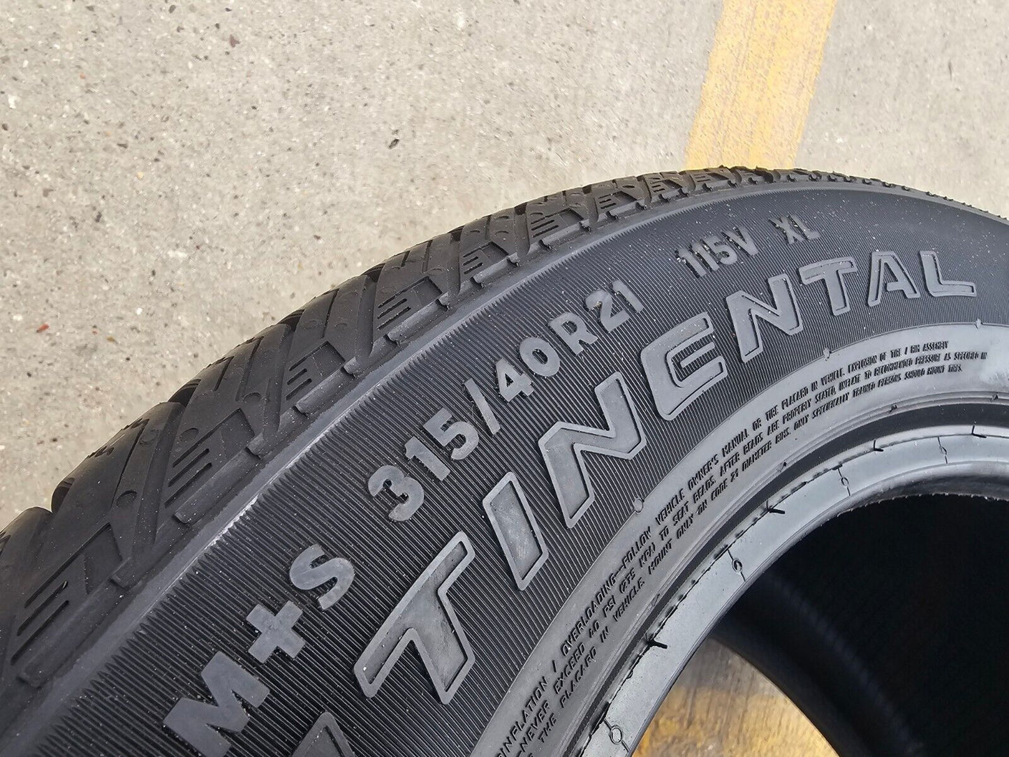 (1) 315/40/21 Continental Cross Contact LX Sport tire