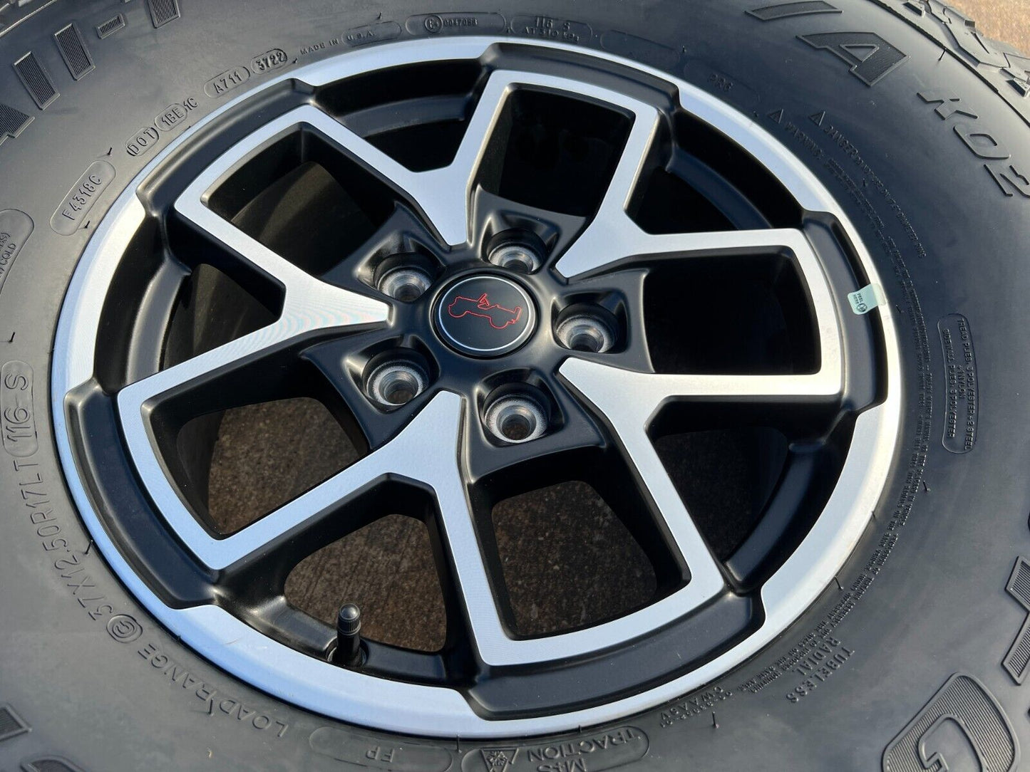 17" Jeep Wrangler Rubicon OEM wheels rims 392 Gladiator tires NEW BFG 37"