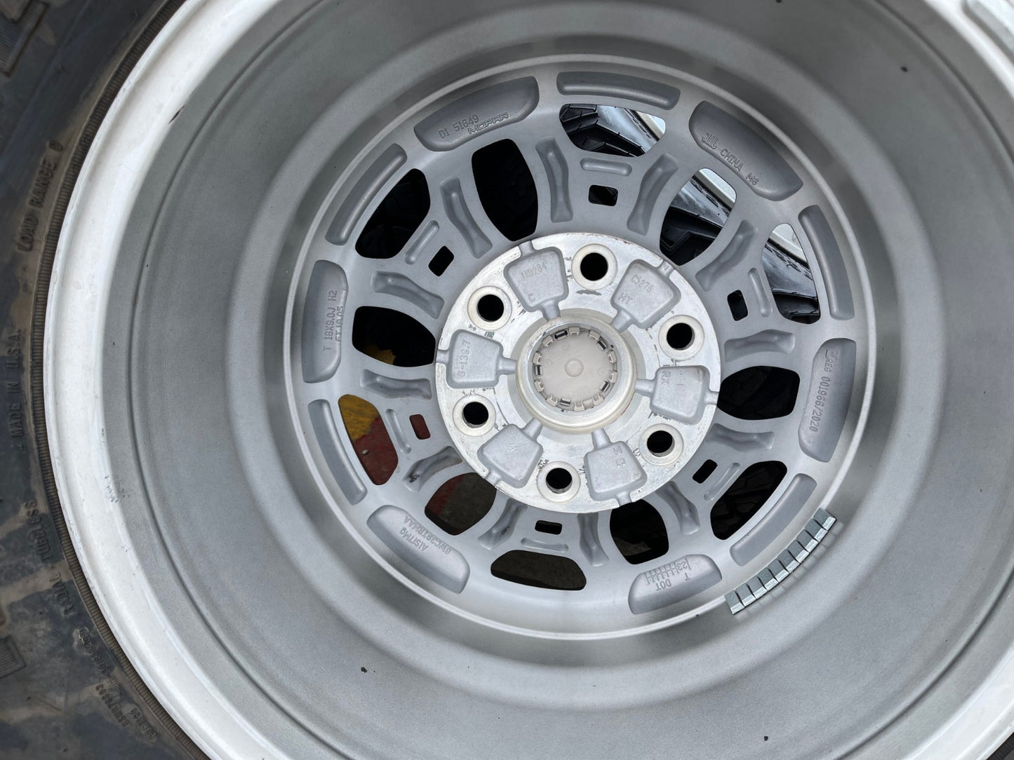 18" Dodge Ram 1500 RHO TRX Beadlock OEM wheel rim 2735 tires 2023 2024 2025 2026