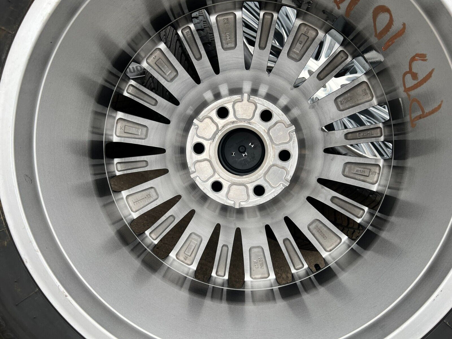 22" Cadillac Escalade Platinum OEM 4876 95167 wheels rims 2022 2023 2024 NEW