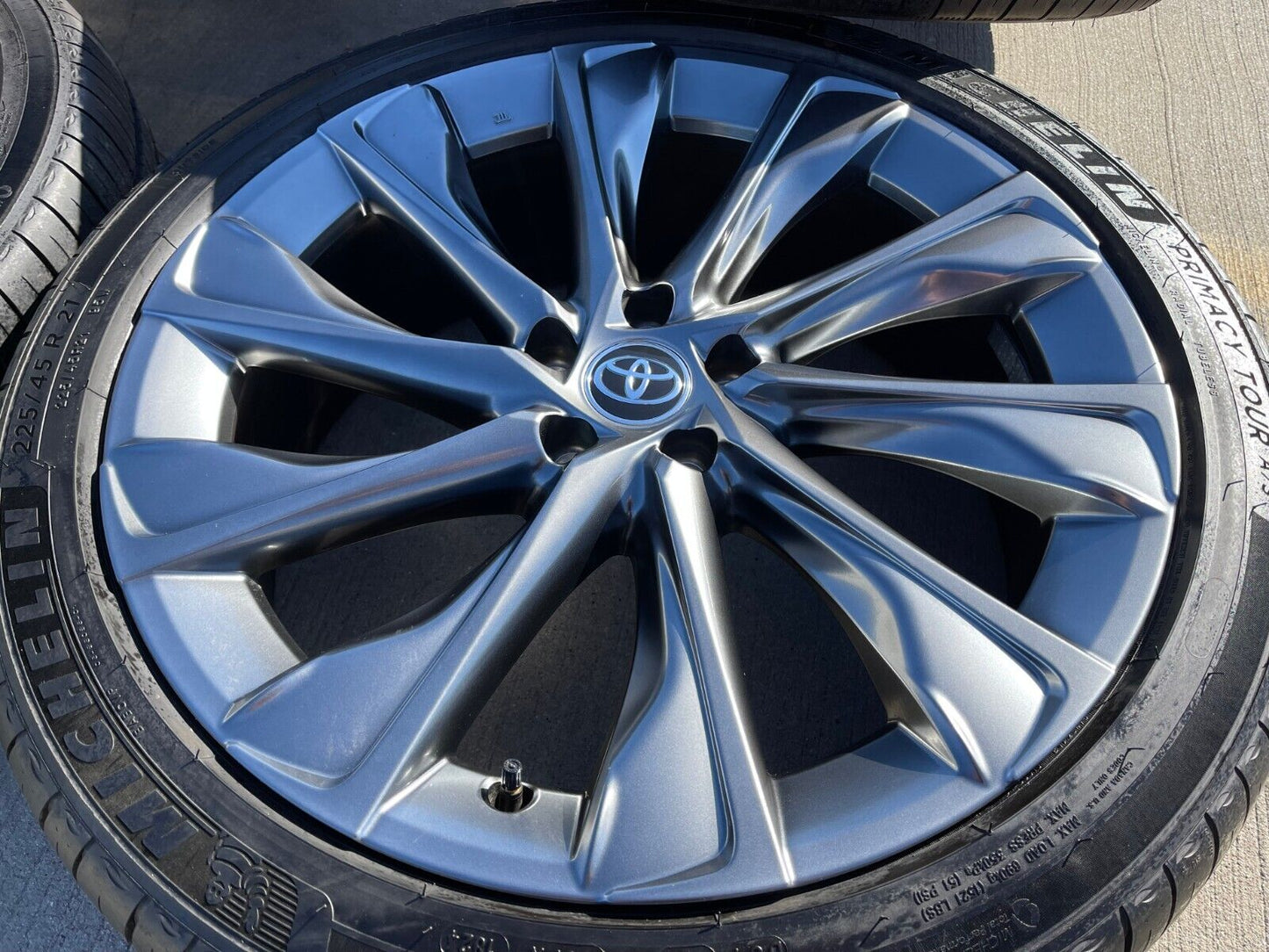 21" Toyota Crown OEM wheels rims 75332 Rav4 Camry Avalon Lexus 2024 2025 NEW