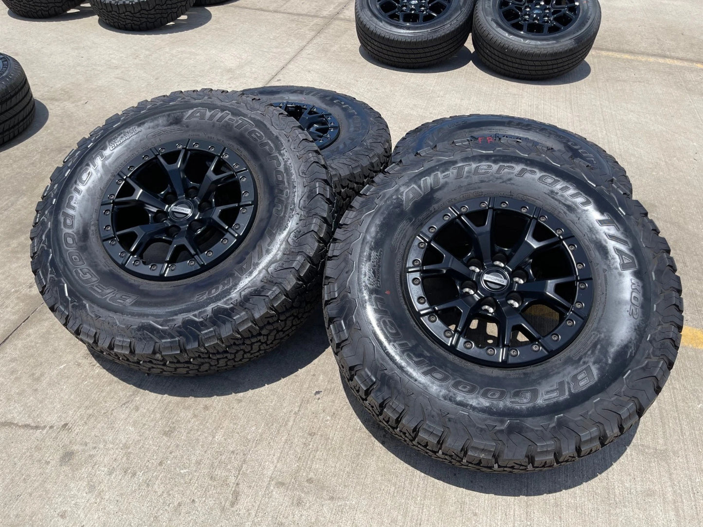 17" Ford F-150 Raptor R OEM BEADLOCK 10460 rims wheels 37" tires BFG