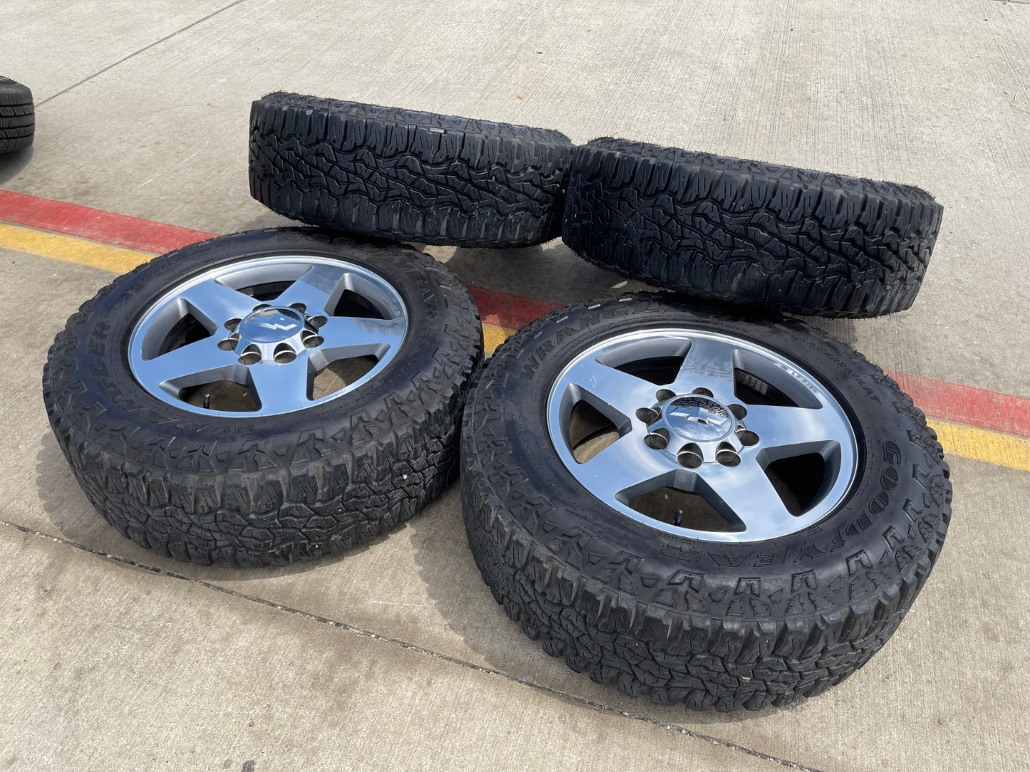 20" Chevy Silverado GMC Sierra 2500 3500 OEM 5503 rims wheels 8x180