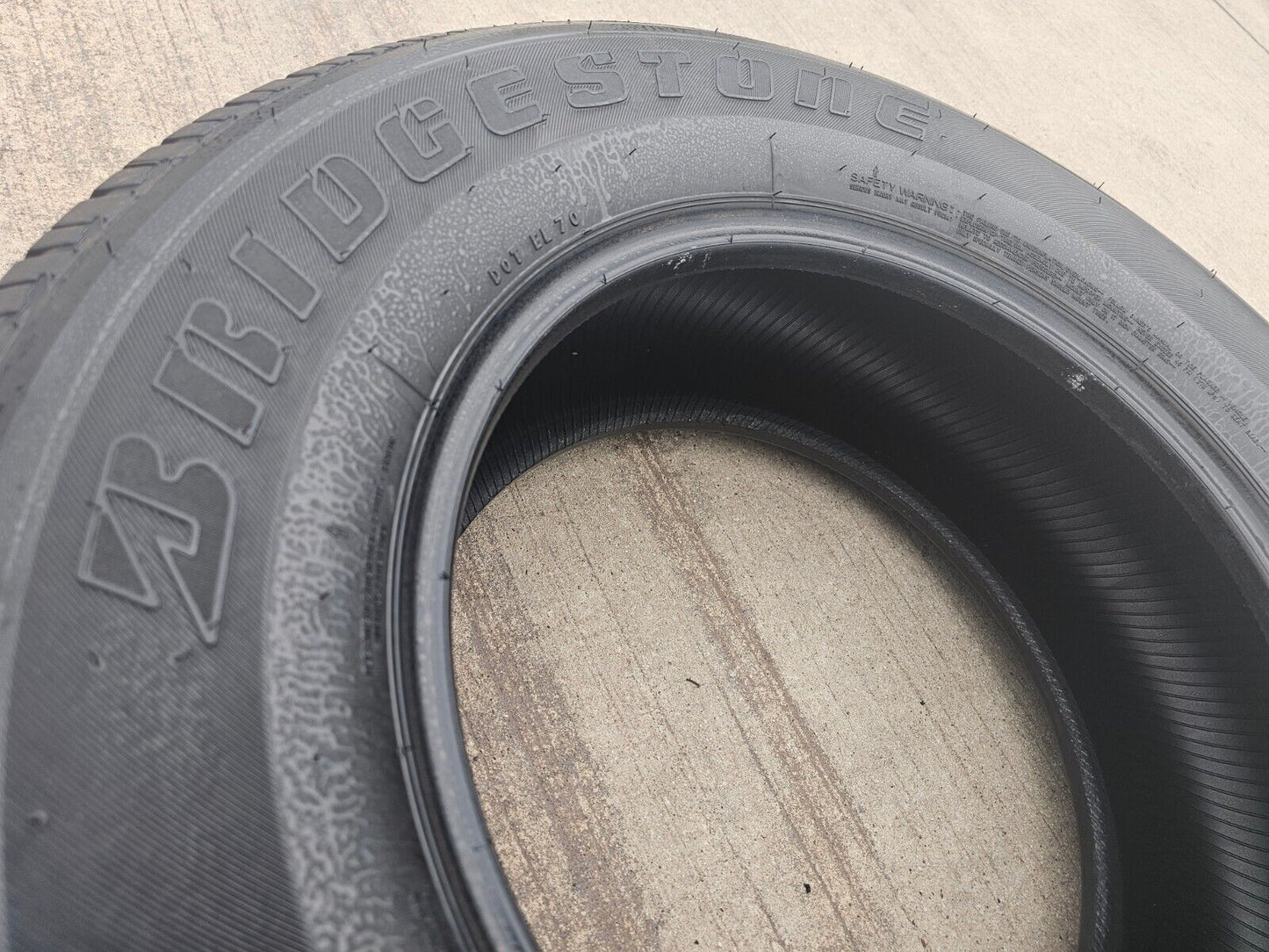 265/70/17 Bridgestone Dueler H/T 684 II tire spare 113S