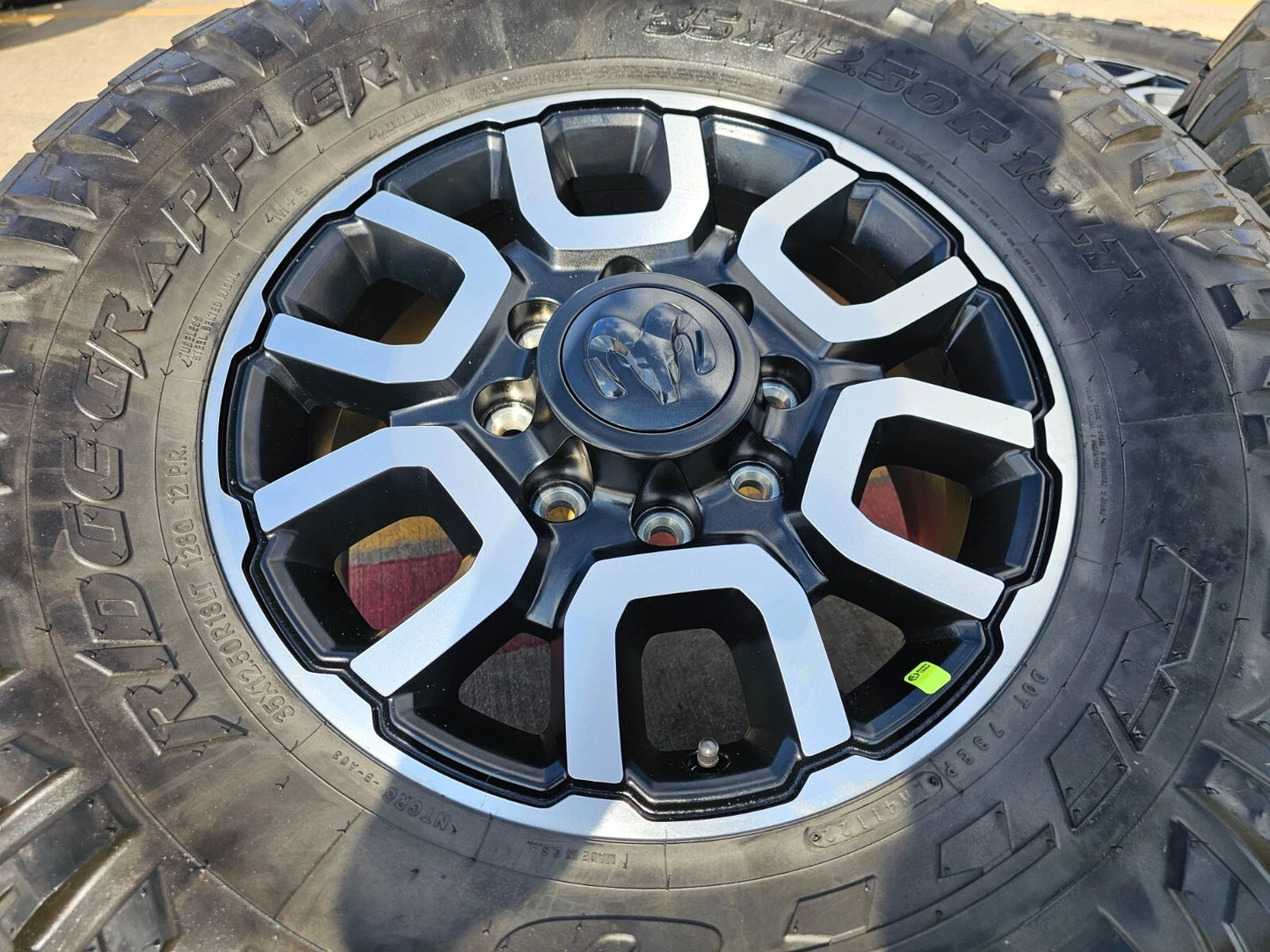 18" Ram 2500 3500 LARAMIE OEM wheels rims 2694 tires 35" NITTO