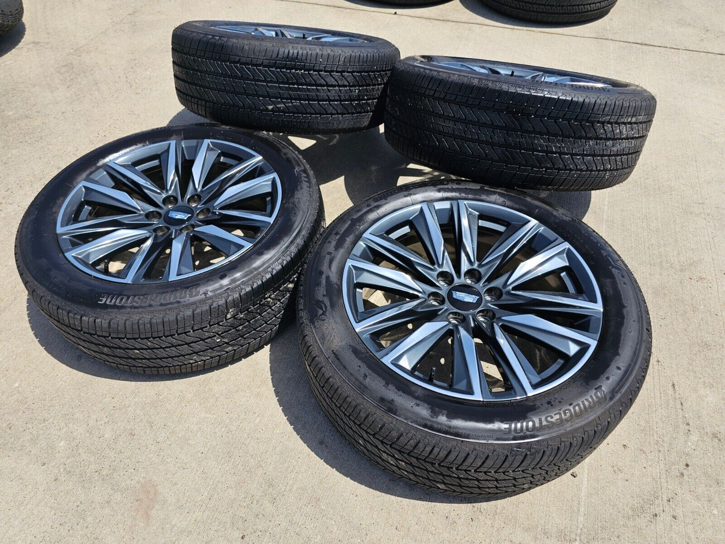 22" Cadillac Escalade OEM wheel rim 95028 tire spare 2022 2023 2024 2025 NEW