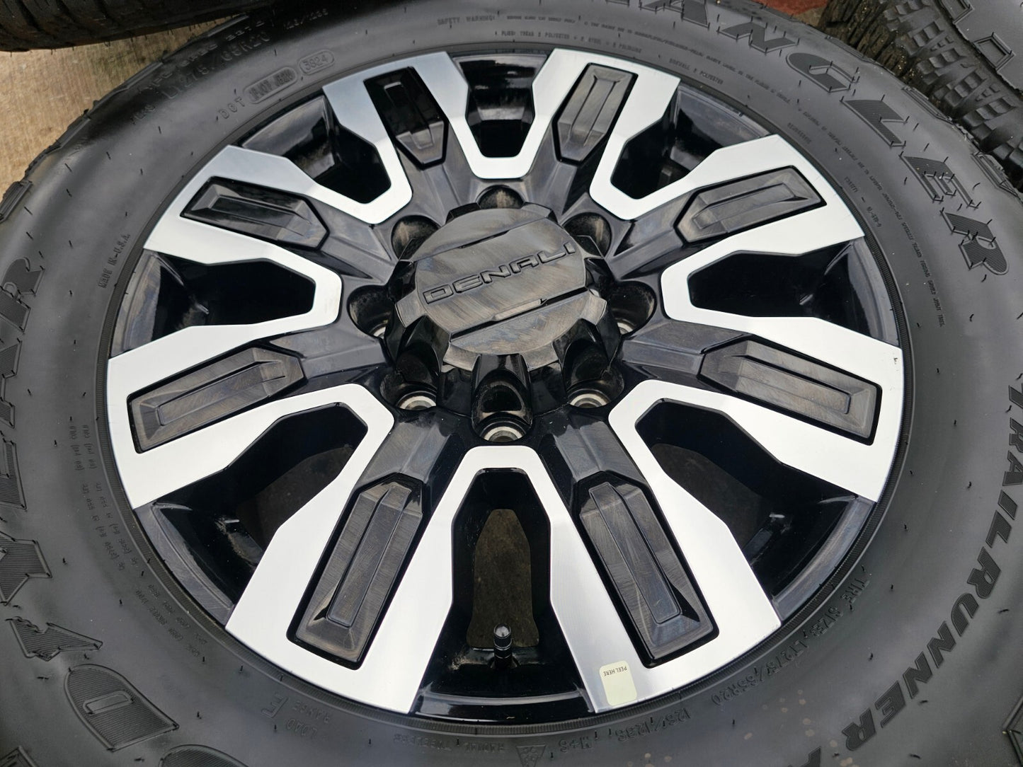 20" GMC Sierra DENALI ULTIMATE 2500 3500 OEM wheels rims 5958 Chevy