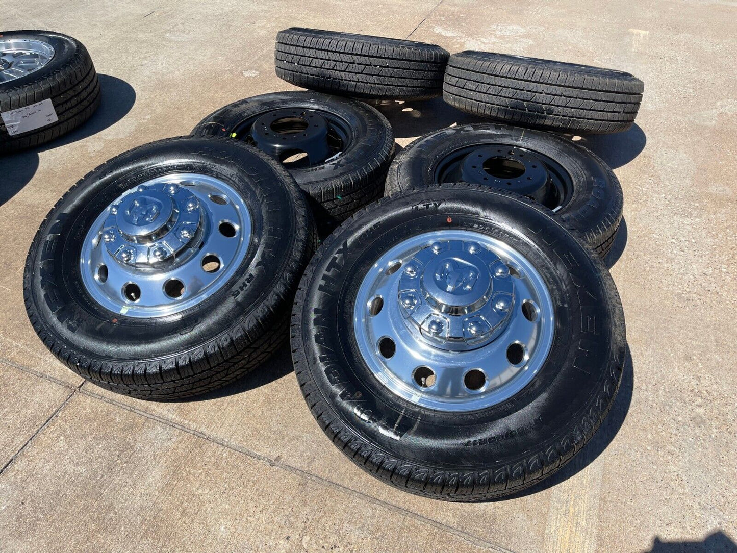 17" Dodge Ram 3500 Dually Laramie 8x200 wheels rims 2701 2702 OEM 2024 2025 NEW