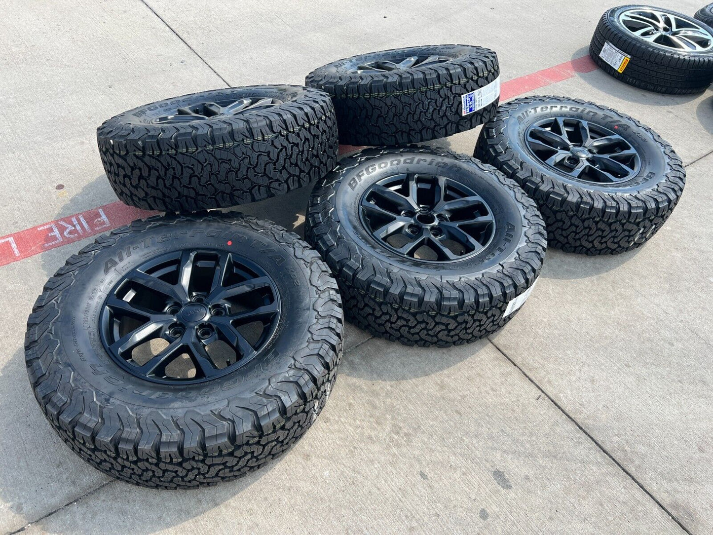 17" Jeep Wrangler Rubicon 392 OEM wheels rims tires Gladiator 2023 2024 BFG NEW