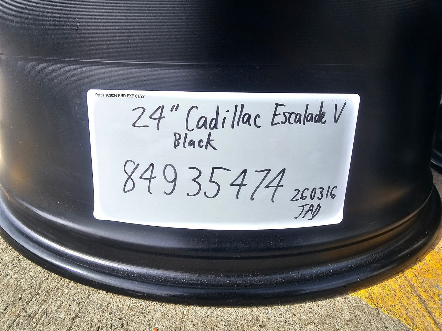 (1) 24" Cadillac Escalade V OEM ONYX wheel rim 2022 2023 2024 2025 2026 2027