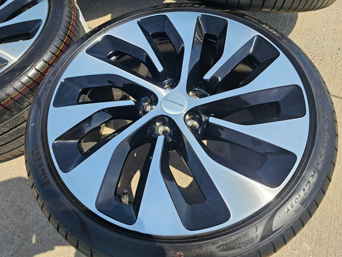 21" Lucid Air OEM Grand Touring black wheels rims tires 2023 2024 2025 2026 NEW