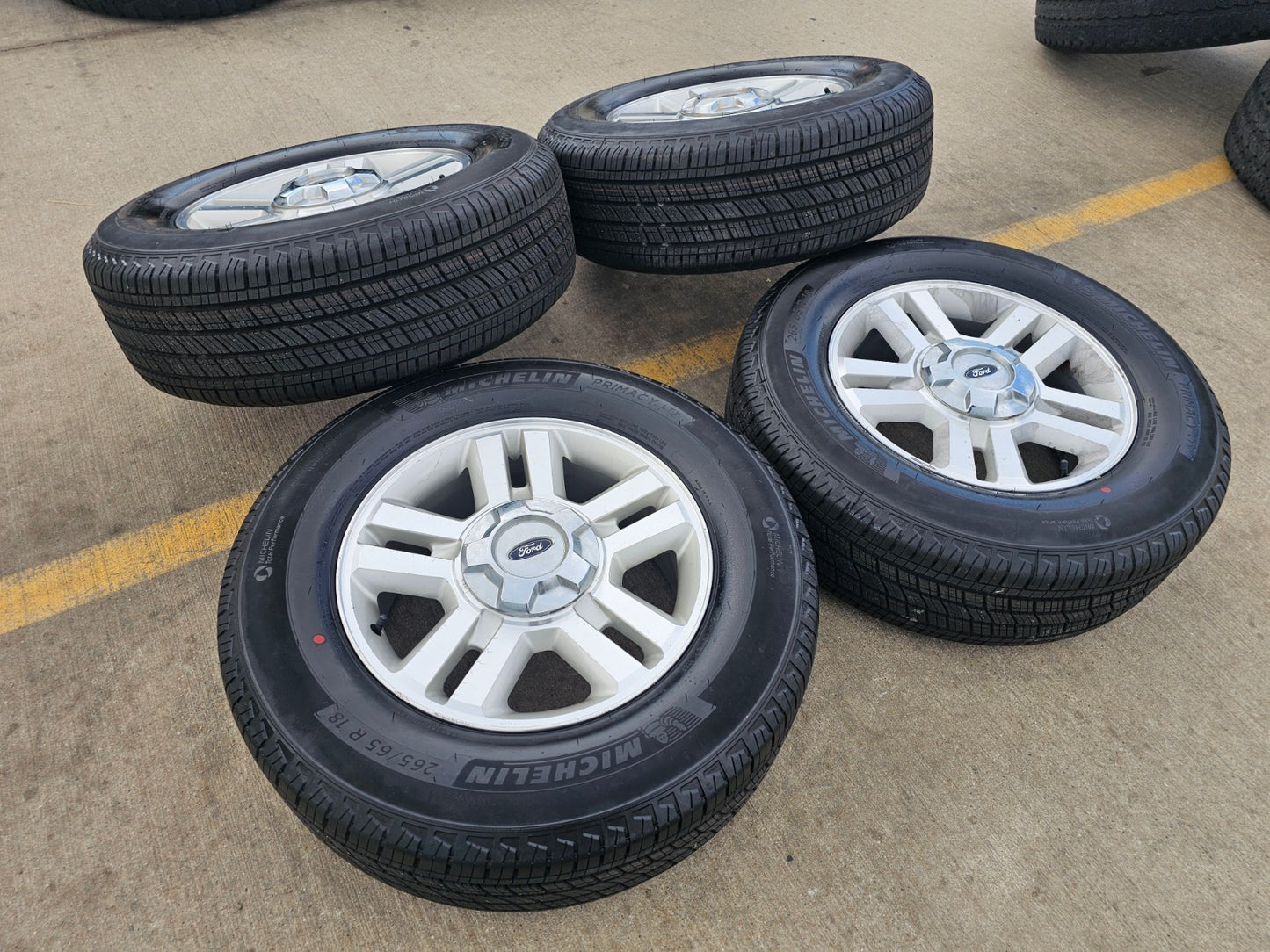 18" Ford F-150 Expedition OEM 3559 rims wheels tires NEW MICHELIN