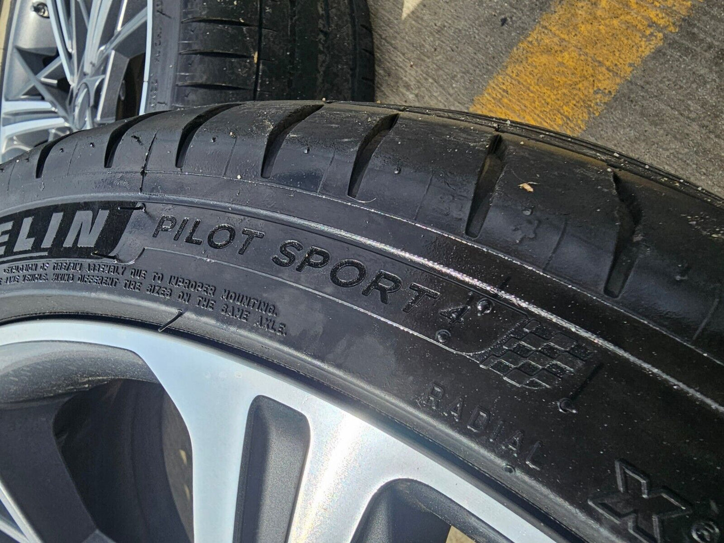 19" Hyundai Genesis G70 G80 OEM 71087 wheel rims Sonata tires MICHELIN