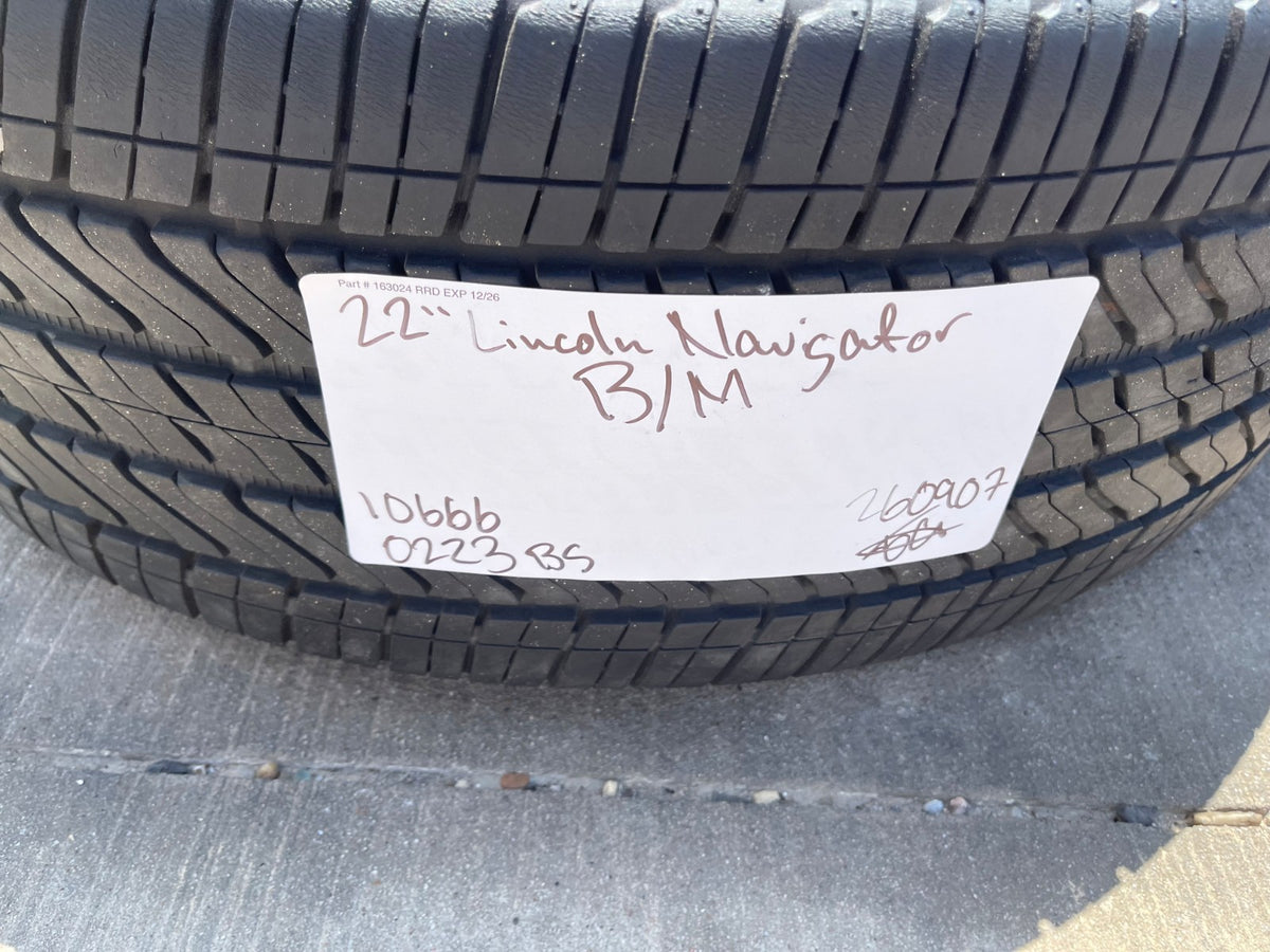 22" Lincoln Navigator OEM 10666 rims wheels BLACK LABEL BRIDGESTONE SET