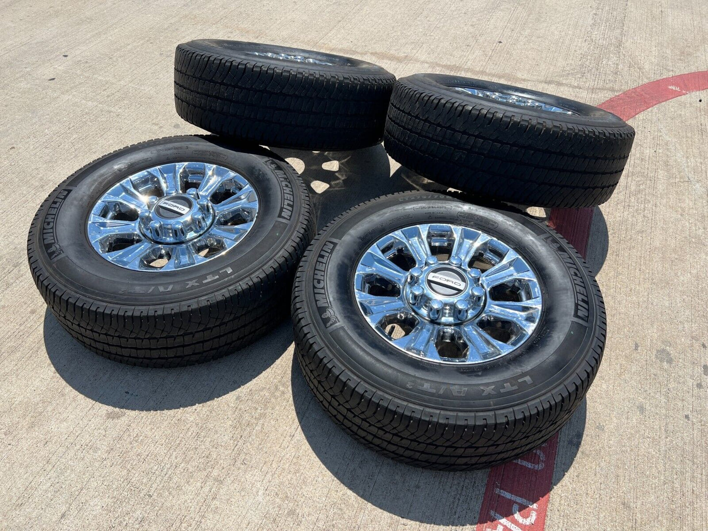 18" Ford F-250 F-350 OEM rims wheels 10097 tires CHROME