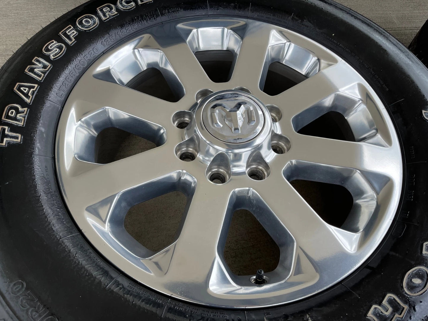 20" Dodge Ram 2500 3500 LARAMIE OEM 2700 wheels rims A/T tires 2024 2025 NEW