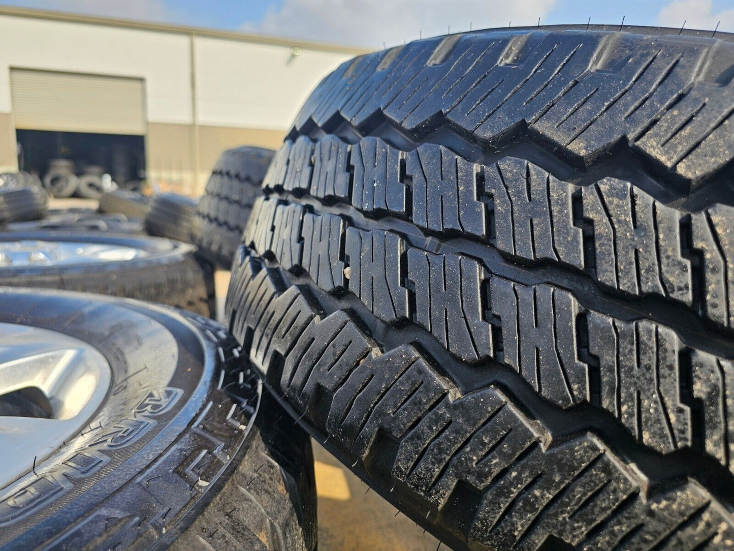 20" Chevy Silverado GMC 2500 OEM 5803 wheels rims tires