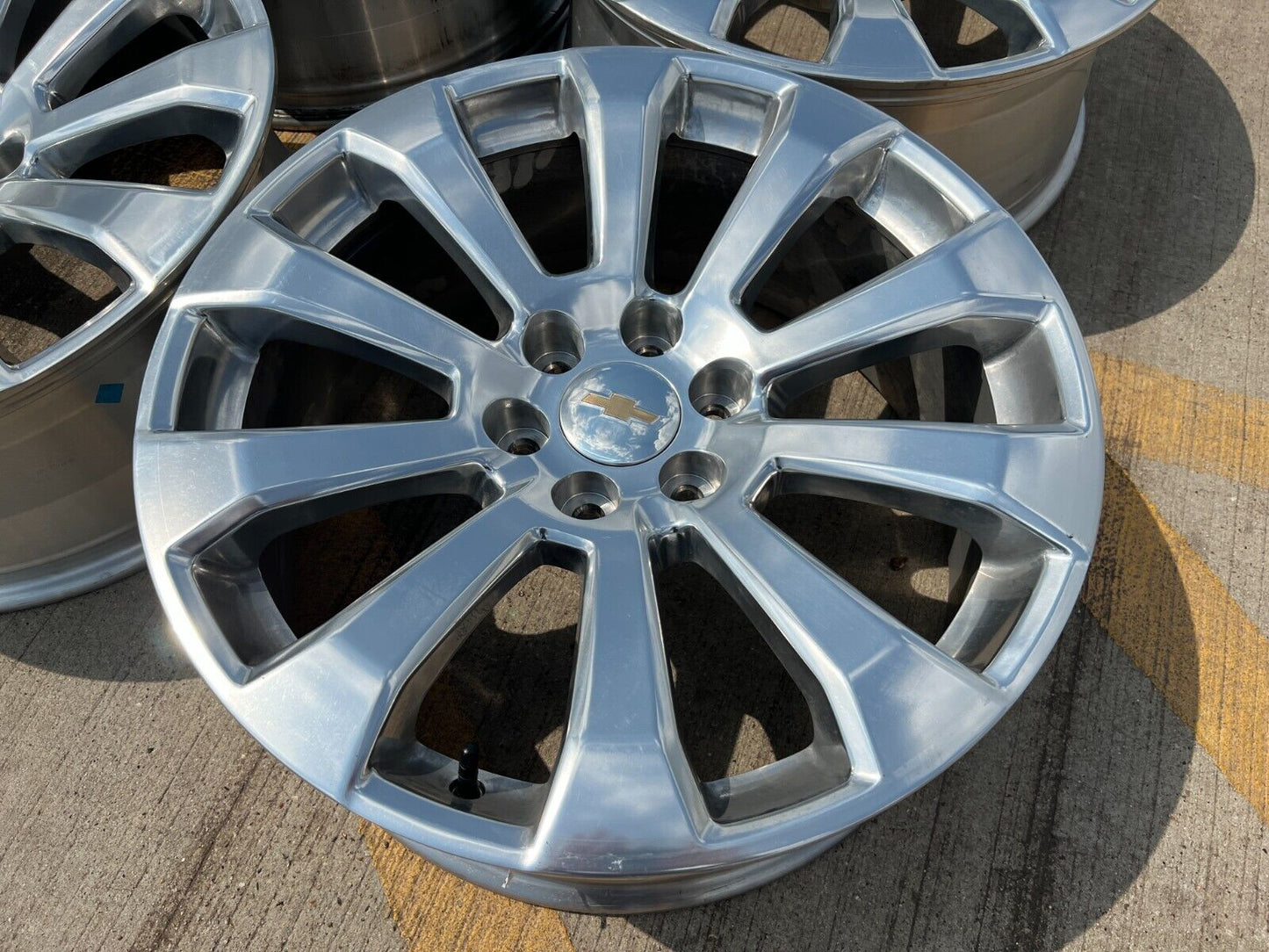 22" Chevy Silverado High Country OEM 5922 wheels rims Tahoe 2022 2023 2024 2025
