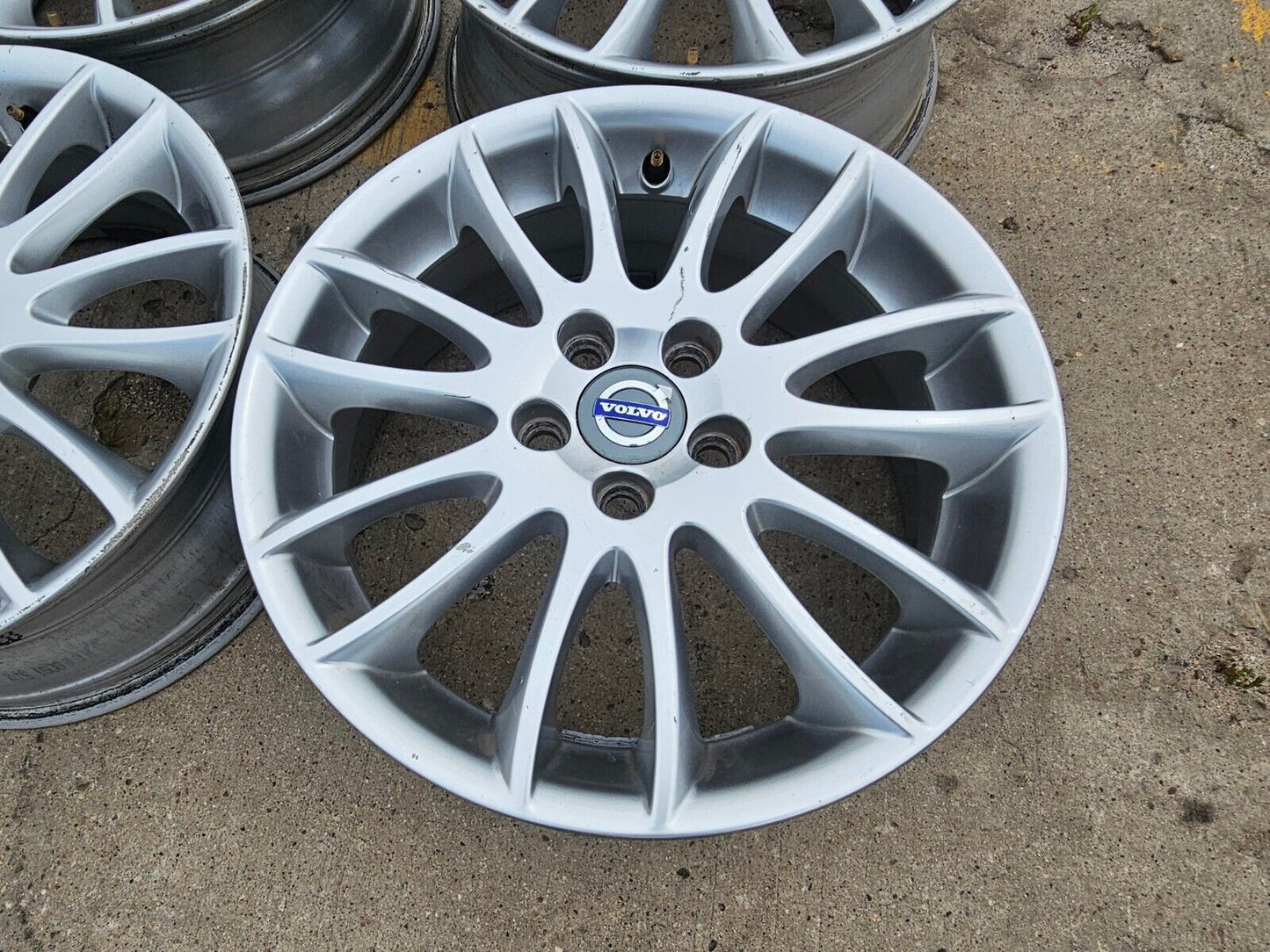 17" Volvo C30 C70 S40 V50 Ultimate OEM rims wheels 70317