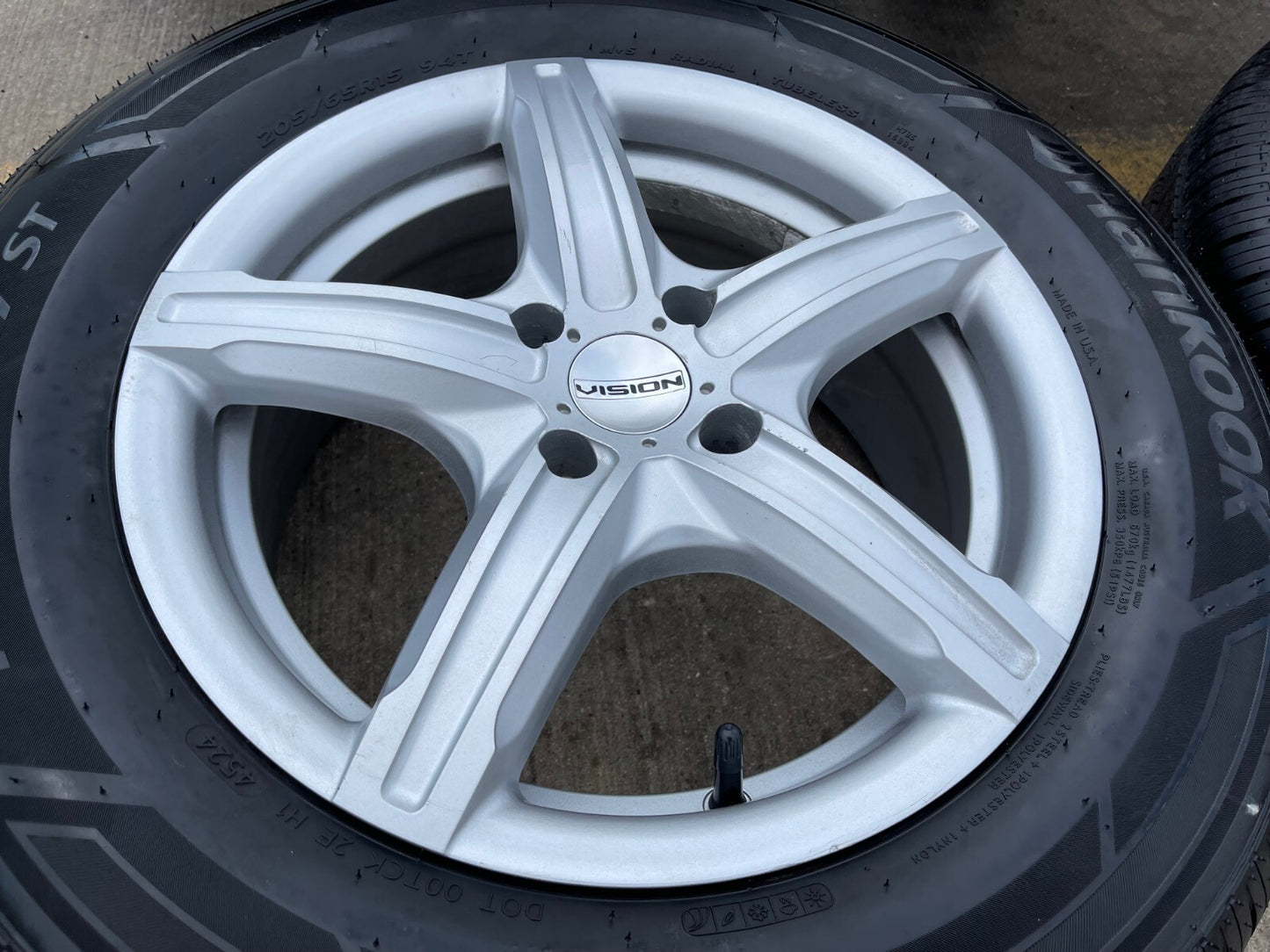 15" 15x6.5 Vision 469 Nissan Kicks Versa wheels rims tires 4x100