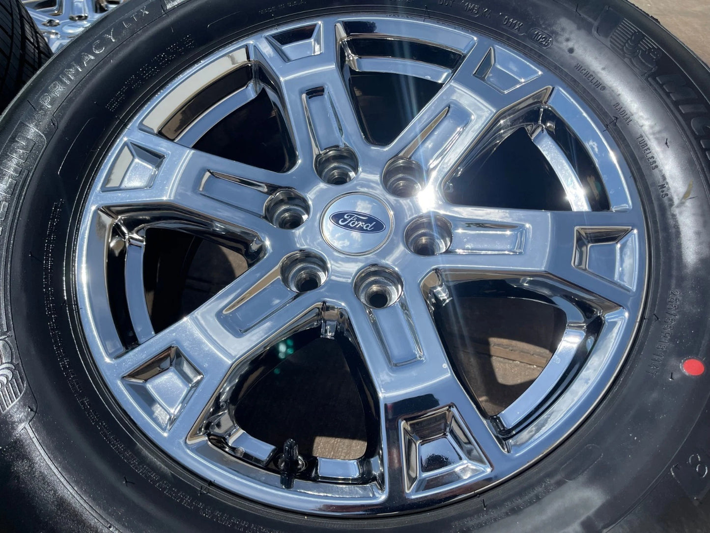18" Ford F-150 Expedition OEM chrome rims wheels tires MICHELIN