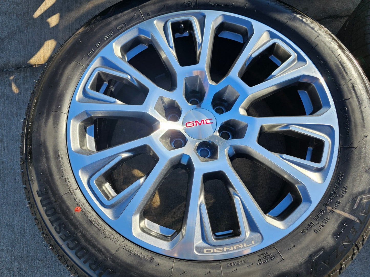 22" GMC Yukon Sierra DENALI OEM wheels rims Tahoe 2023 2024 2025 2026 NEW