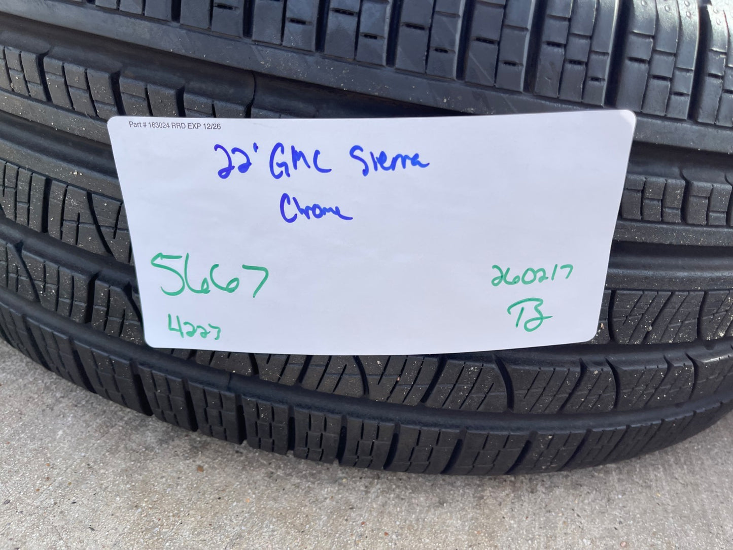 22" GMC Yukon DENALI OEM wheels rims 5667 tires Sierra CHROME PIRELLI