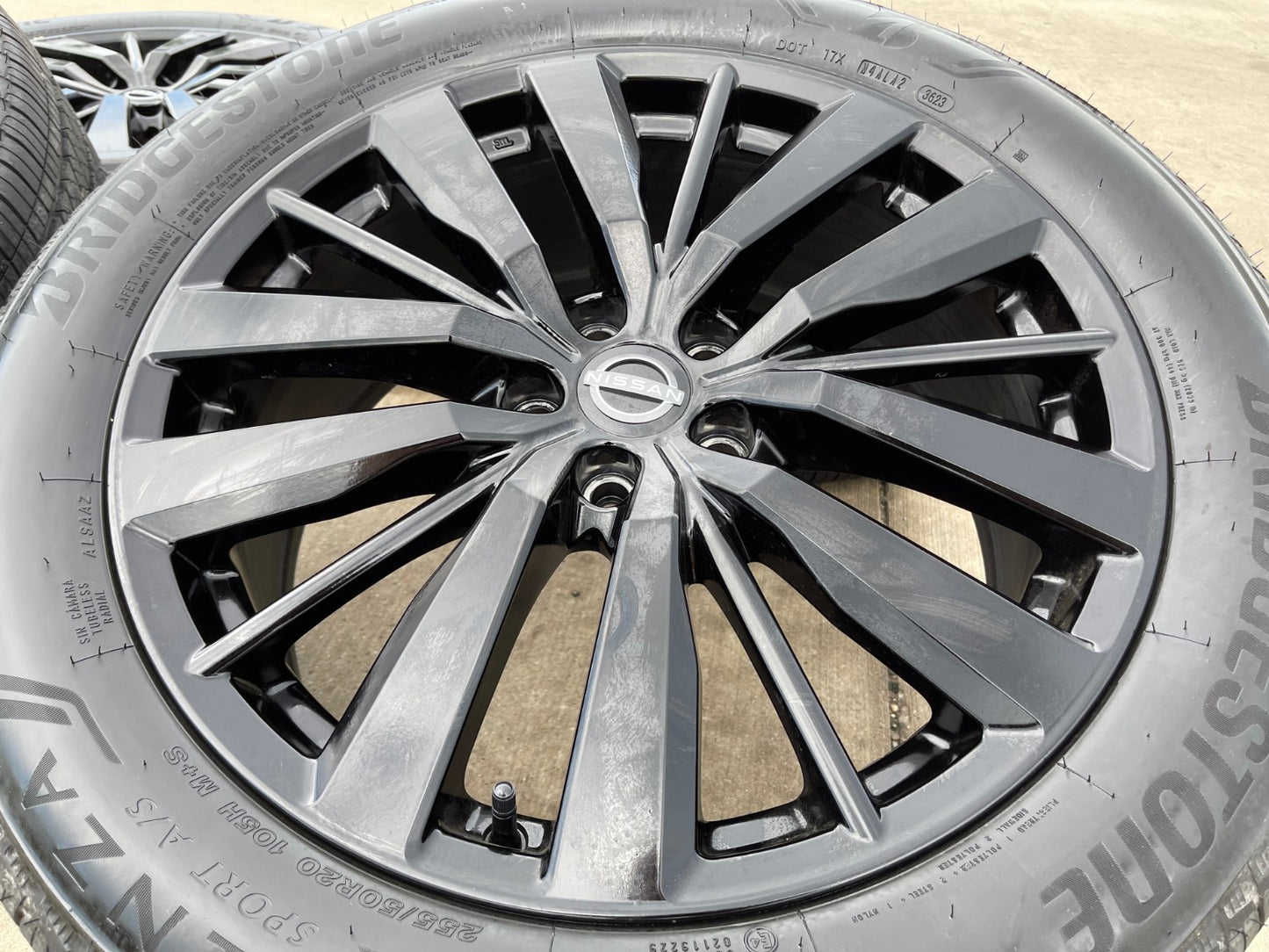 20" Nissan Murano Pathfinder Maxima FX35 FX45 QX60 OEM wheels rims 2024 2025 NEW