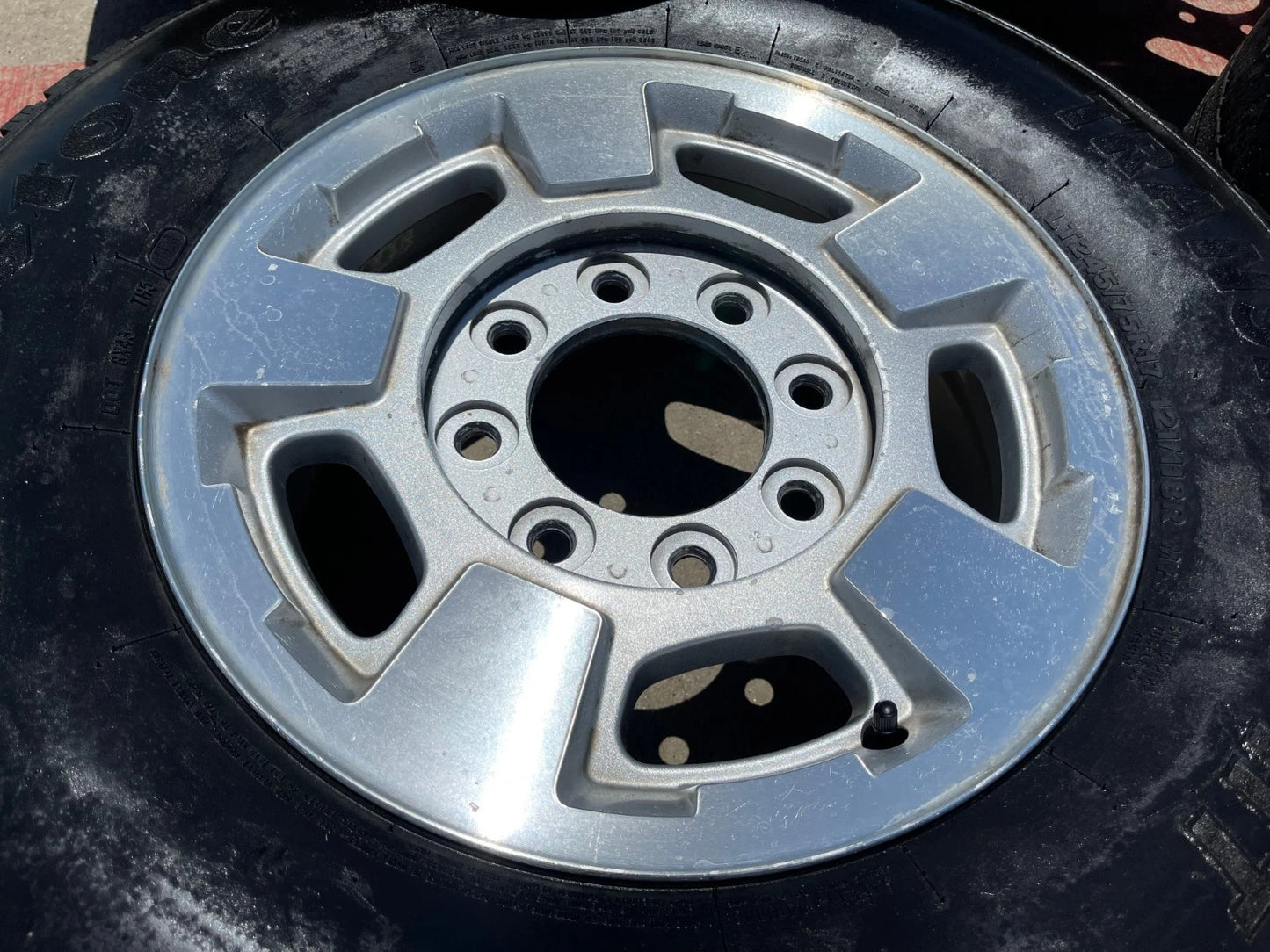 17" Chevy Silverado GMC Sierra 2500 3500 OEM 5500 wheels rims FIRESTONE