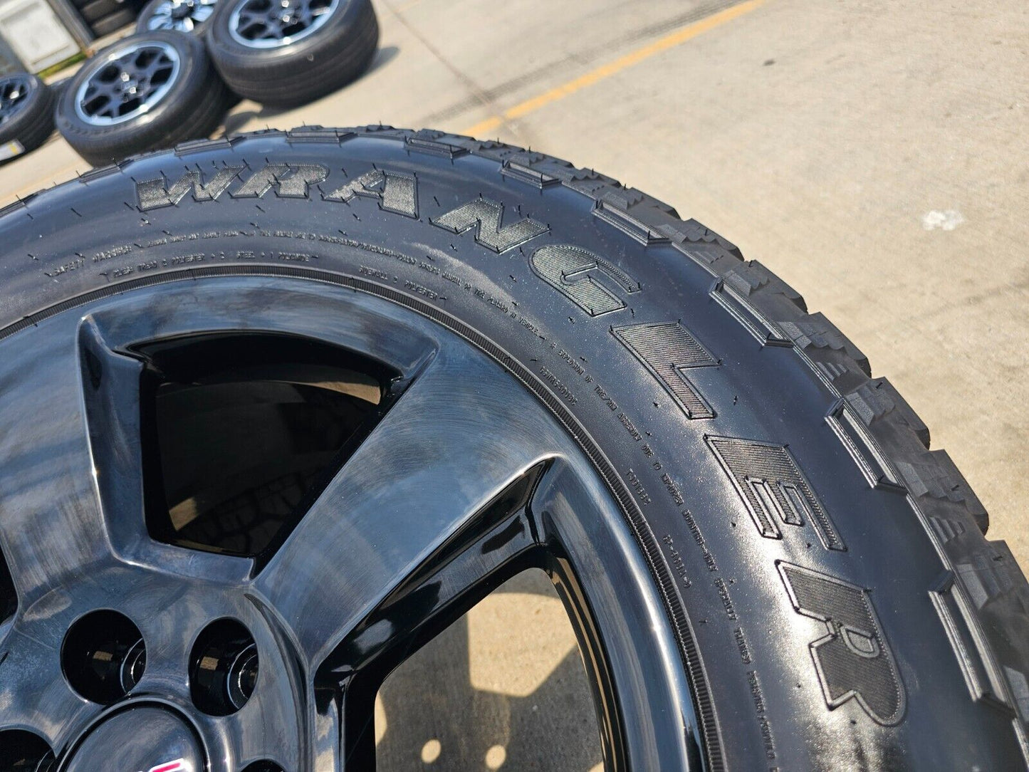 20" Chevy Tahoe 2020 Black Z71 OEM wheels rims 2017 2018 2019 2020 2021 2022
