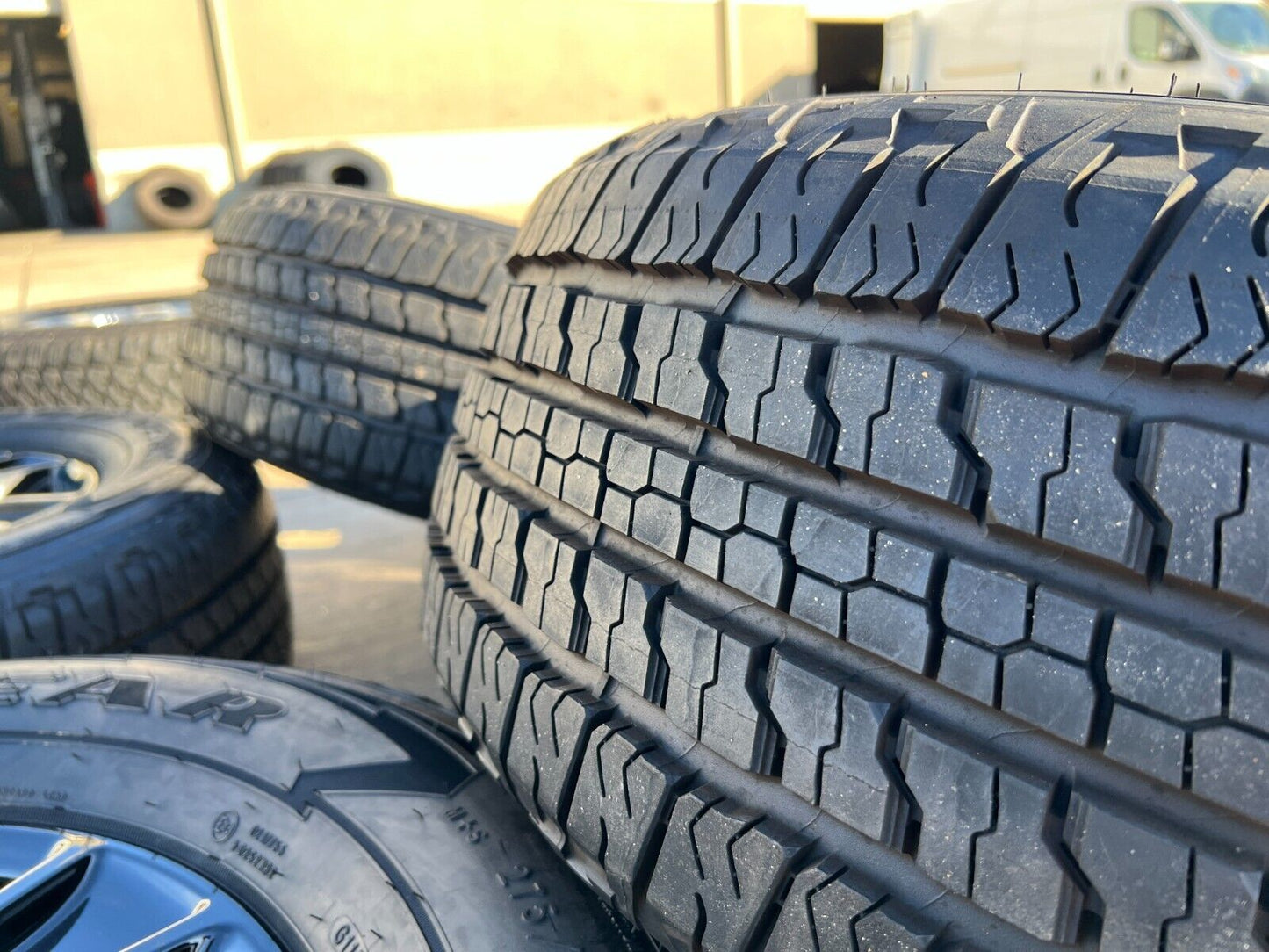 18" Ford F-150 Expedition OEM Tremor black rims wheels 3998 tires NEW