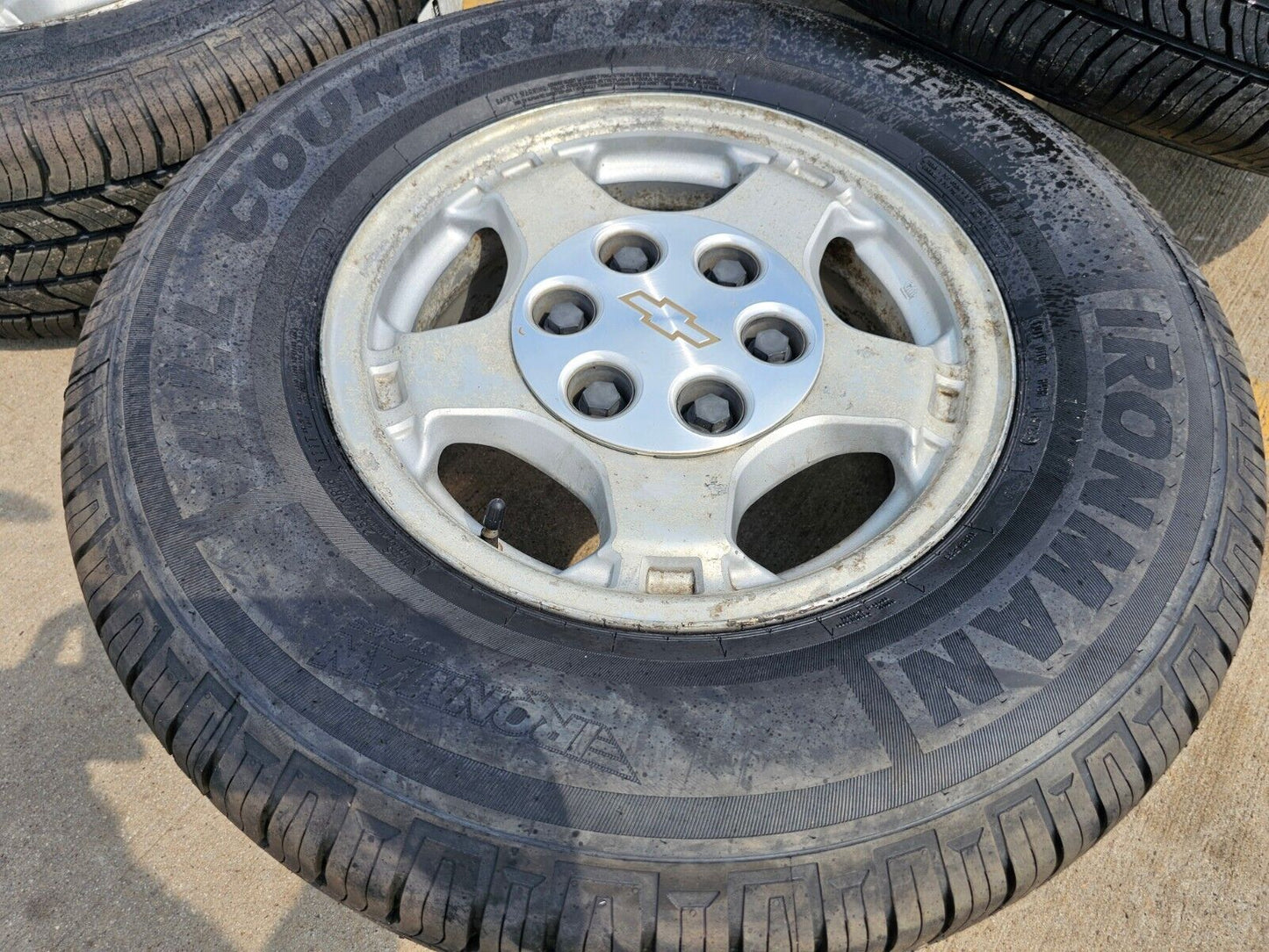 16" Chevy Silverado 1500 Tahoe OEM 5073 wheels rims 2002 2003 2004 2005 2006