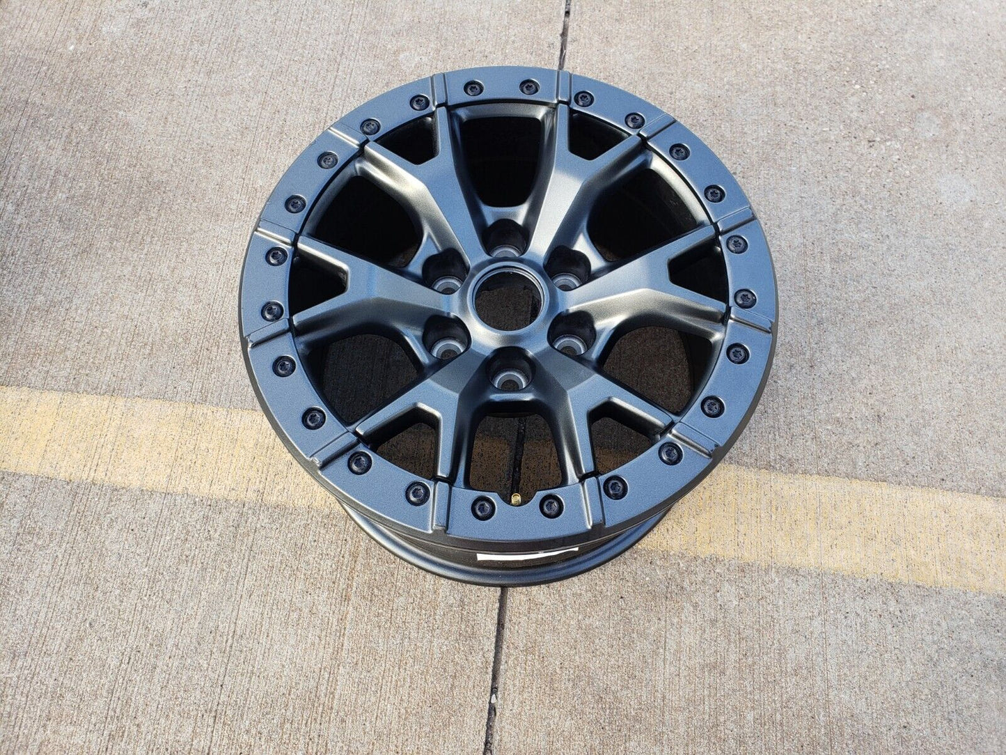 17" Ford F-150 Raptor OEM BEADLOCK rim wheel 10460 spare 2021 2022 2023 2024