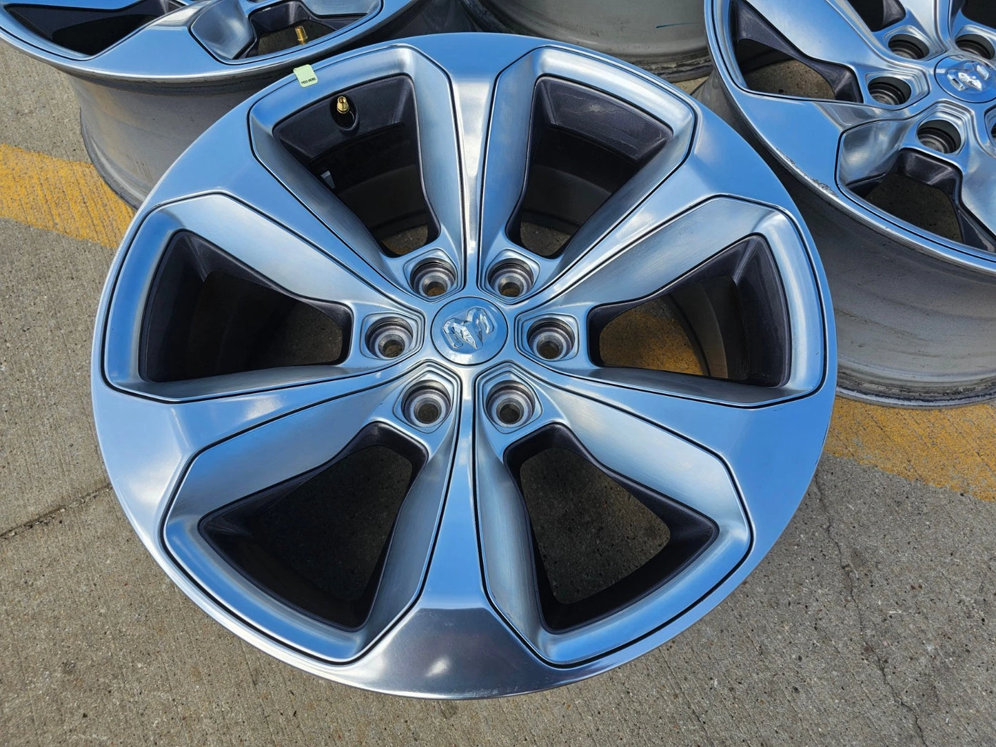 20" Dodge Ram 1500 OEM Laramie wheels rims 2681