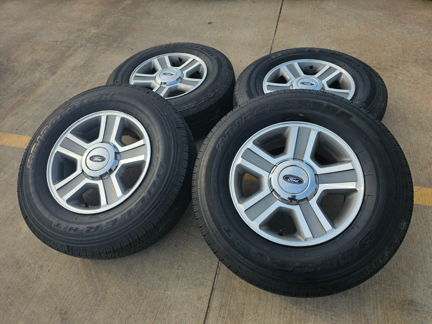 17" Ford F-150 Expedition OEM 3554 rims wheels tires BRIDGESTONE