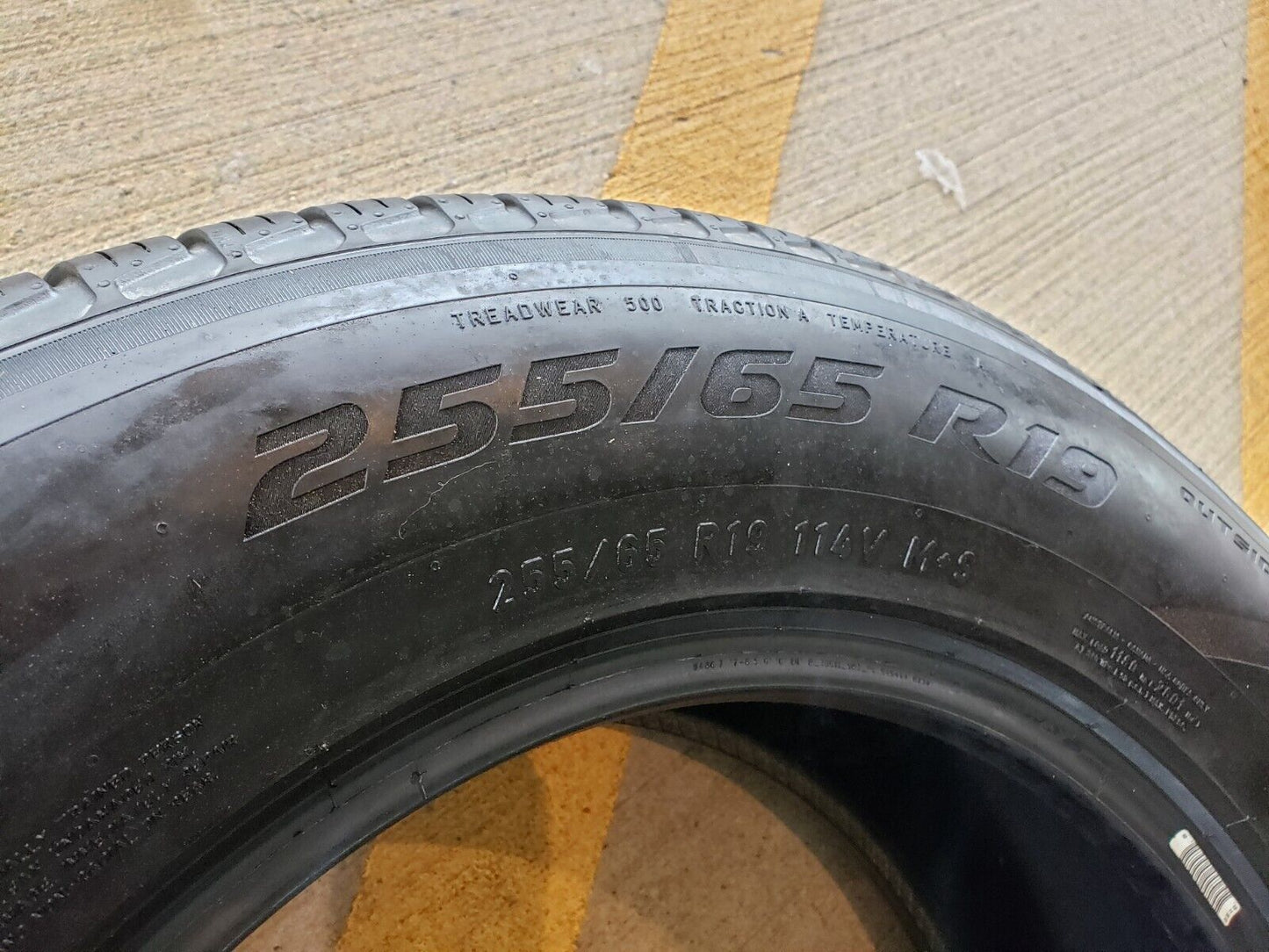 (1) 255/65/19 Pirelli Scorpion Zero A/S tire 114V 255/65r19 M+S LR