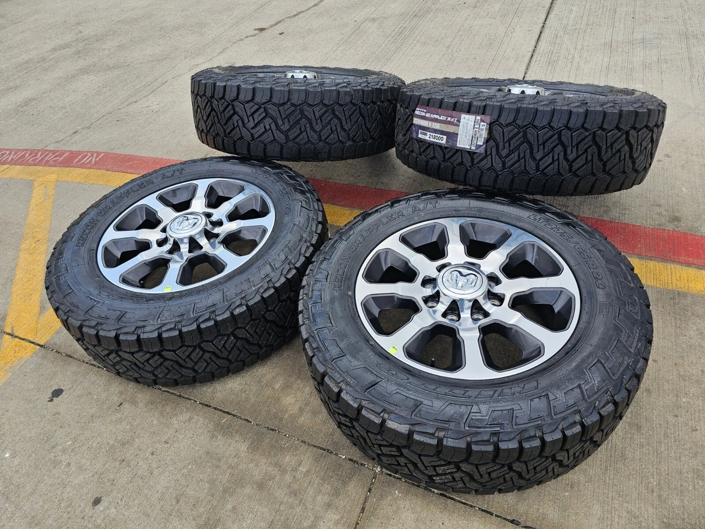 20" Dodge Ram 2500 3500 OEM wheels rims 2698 2699 tires 2023 2024 2025 NEW NITTO