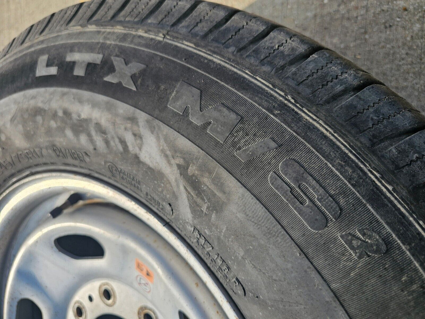 17" Ford F-250 F-350 OEM 3828 wheel rim 2020 2021 2022 2023 2024 2025 MICHELIN