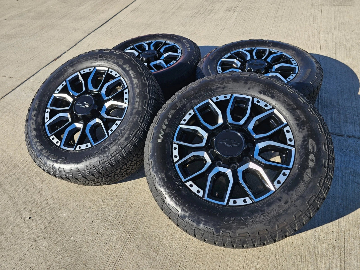 20" Chevy Silverado High Country 2500 3500 OEM Black wheels rims 2023 2024 2025
