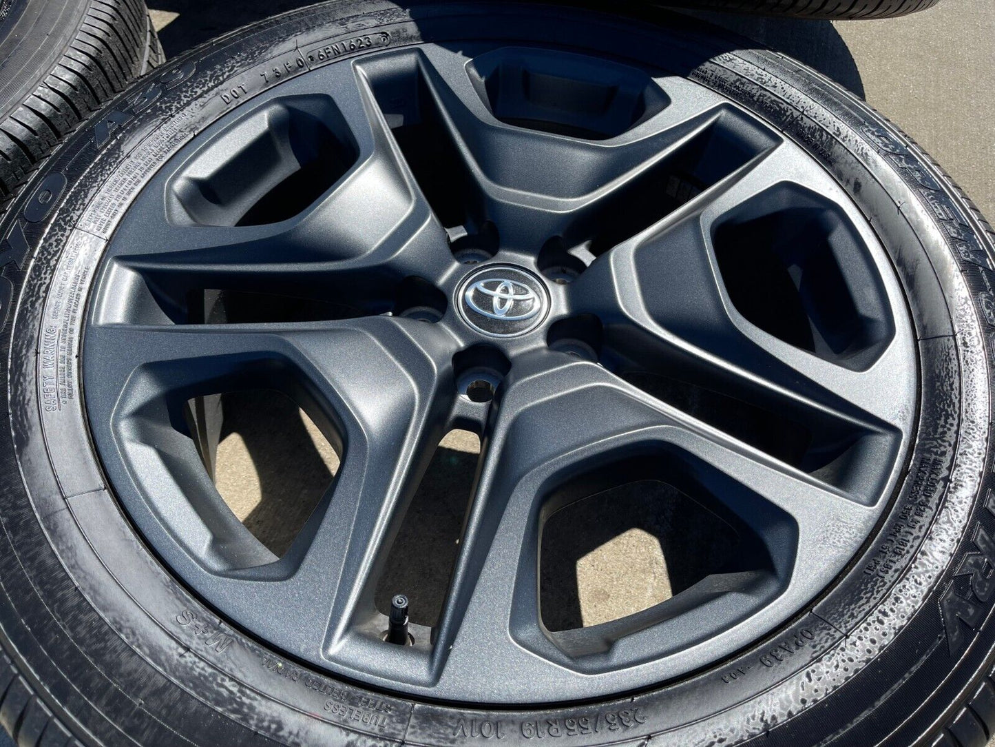 19" Toyota Rav4 Premium OEM wheels rims 75243 Highlander 2022 2023 2024 2025