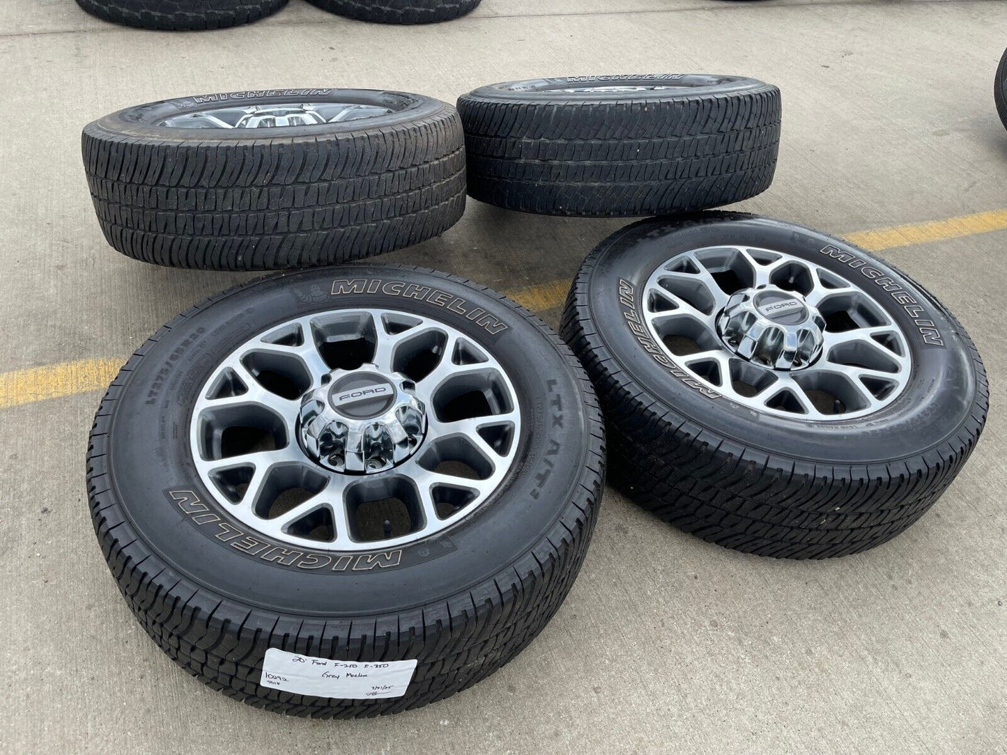 20" Ford F-250 F-350 OEM Lariat wheels rims 10292 tires MICHELIN