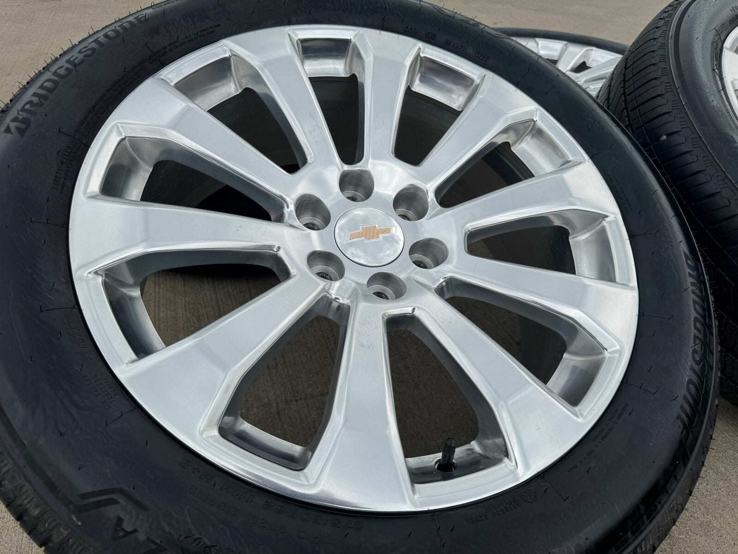 22" Chevy Silverado High Country OEM 5922 wheels rims Tahoe 2023 2024 2025 NEW